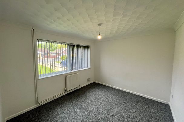 St Peters Walk - Photo 1