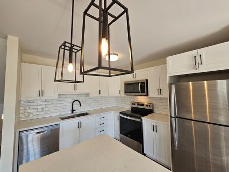 For Lease - 146 WALLACE Street, Merrickville-Wolford, Ontario - Photo 2