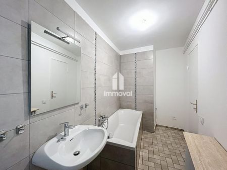 Location Appartement 3 pièces 96m² STRASBOURG 67000 - Photo 4