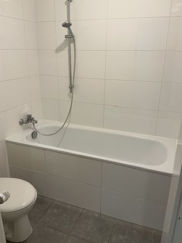 2-Zimmer-Wohnung mit Balkon in Velbert mieten - Photo 4