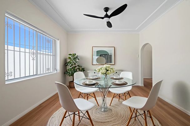 Renovated & Light Filled Three Bedroom Abode - Photo 1