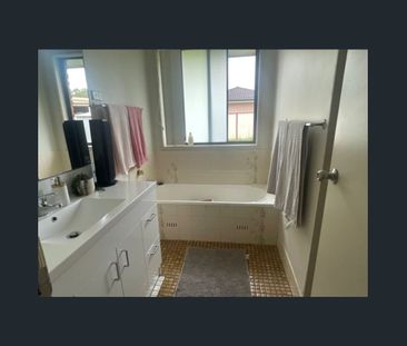 MODERN HOME IN A SOUGHT AFTER LOCATION! - Photo 3