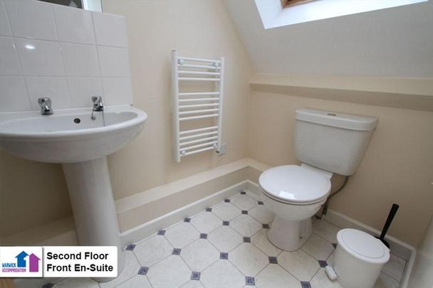6 bedroom terraced house to rent - Photo 1