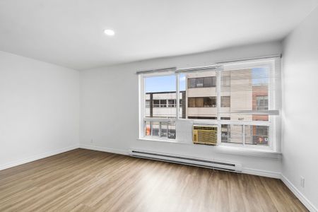 For Lease - 608 Gerrard Street Unit# 2nd Floor, Toronto, Ontario - Photo 2