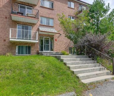 2 CH - 1 SDB - Gatineau - $1,000 /mo - Photo 3