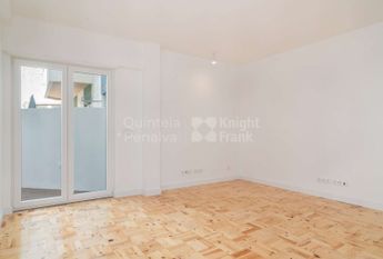 Apartamento T1+1 em Lisboa