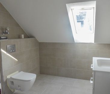 Moderne ca. 95 m² große 4-Zimmer-Wohnung mit Tageslichtbad ruhig ge... - Photo 2