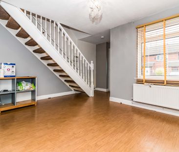 2 bedroom house to rent The Mews, Manchester, M40 - Photo 1