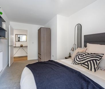 2 bedroom flat to rent - Photo 4