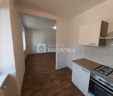 Pronájem bytu 2+1 55 m² - Photo 3