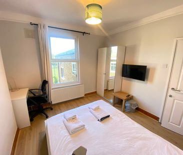 5 Bed Terraced House, Wedmore Gardens, N19 - Photo 6