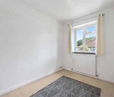 A very well presented and sought after three semi-detached house. A... - Photo 5