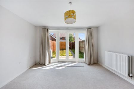 2 bedroom terraced house to rent - Photo 4