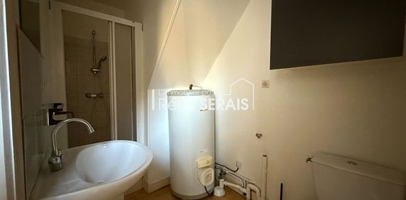 Location Appartement 2 pièces 26m² - Photo 2