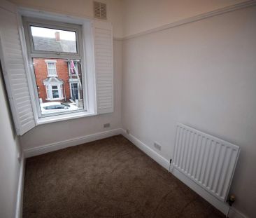 4 bedroom terraced house to rent - Photo 6