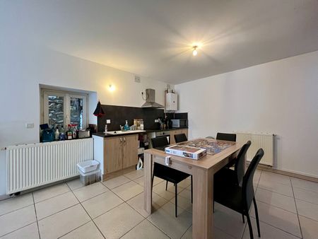 Location Appartement 4 pièces 94m² - Photo 5