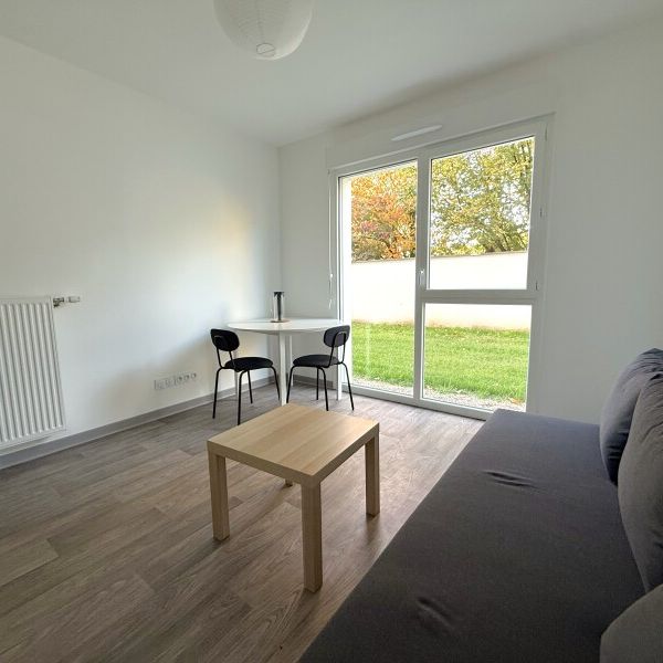 Location Appartement 1 pièce 19m² FRANQUEVILLE ST PIERRE 76520 - Photo 1