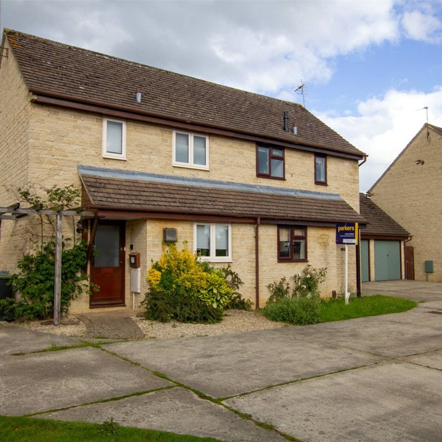 Manor Road, Cogges, Witney, Oxfordshire, OX28 - Photo 1