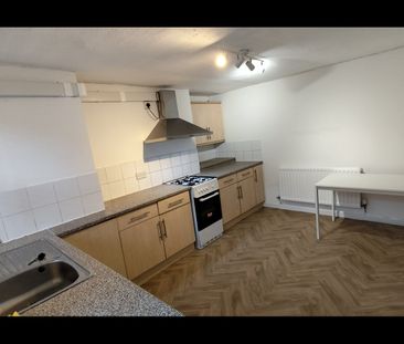 2 Bed Terraced House, Rydall Street, LS11 - Photo 5