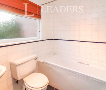 2 bedroom mid-terrace to rent Henry Street, Kenilworth, CV8 - Photo 4