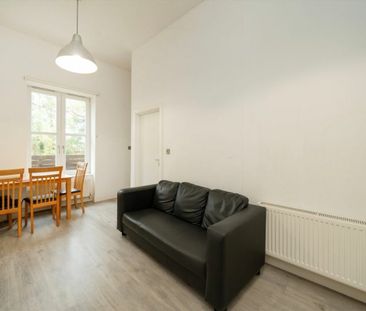 Crescent Road - Photo 2