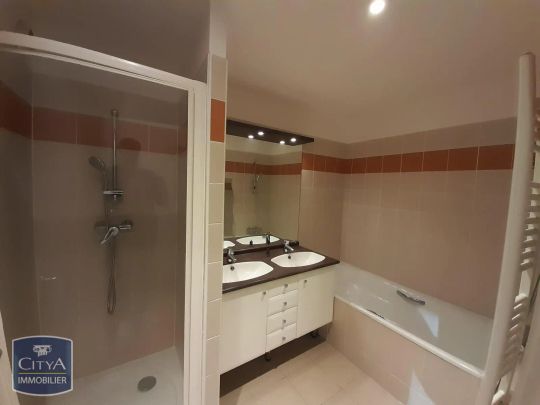 Appartement à louer 4 pièces 103m² - Photo 1