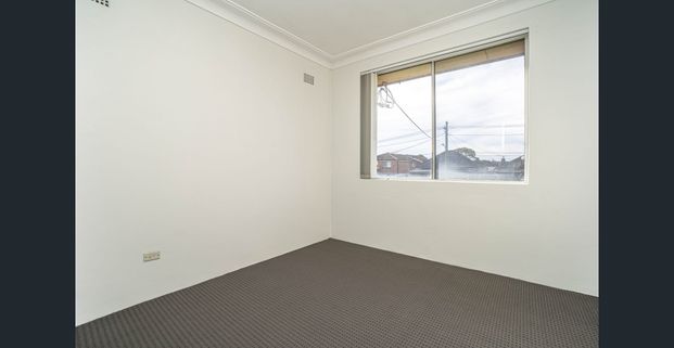 Neatly Presenting Two Bedroom Unit - Photo 1