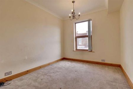 Dover Road, Portsmouth, PO3 - Photo 3