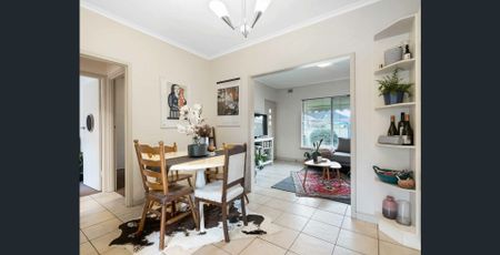 Small Group & Single Story - Photo 3