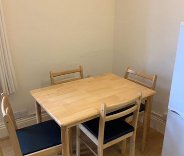 1 bed Flat in Union Street , Newton Abbot, TQ12 2JS - Photo 6