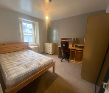 6 bedroom terraced house to rent - Photo 5