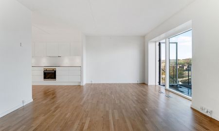 Stor skøn 5 værelses lejlighed med altan i hjertet af Bagsværd - Photo 2