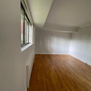 À louer 1400$ – 4 ½ au 2715 Place Darlington, Côte-des-Neiges - Photo 2