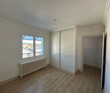 : Maison 80.03 m² à ST ROMAIN LE PUY - Photo 2