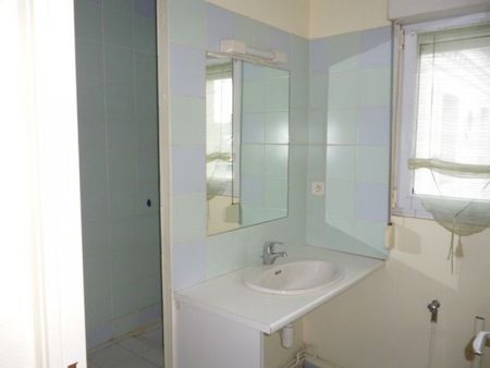 À louer, Amiens Henriville : T2 avec place de parking - Photo 5