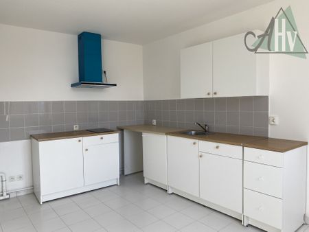 Location Maison 3 pièces 71m² NOGENT SUR SEINE 10400 - Photo 2