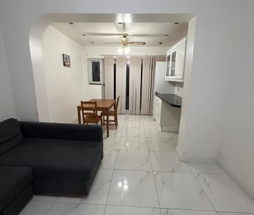 4 bedroom semi-detached house to rent - Photo 5