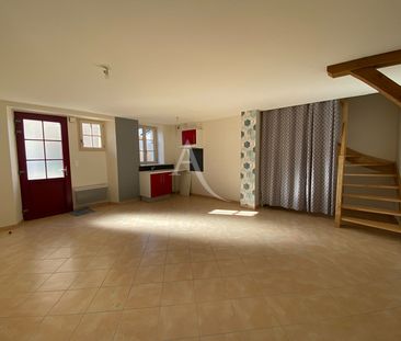 Location Maison 4 pièces 76m² FOUGERE 49150 - Photo 1