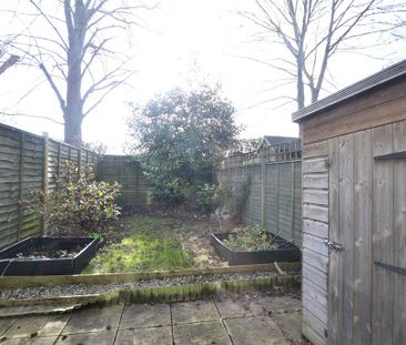 2 bedroom end of terrace house to rent - Photo 6