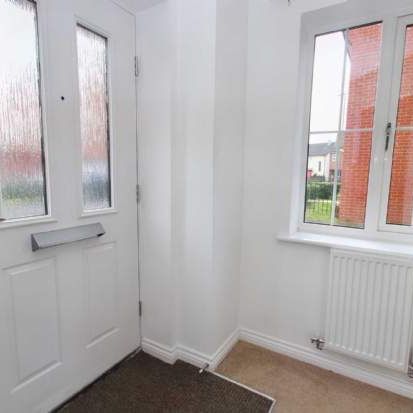 3 bedroom property to rent in Aylesbury - Photo 1