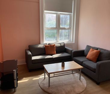 4 bedroom apartment to rent Clarendon Road, Southsea, PO5 - Photo 3