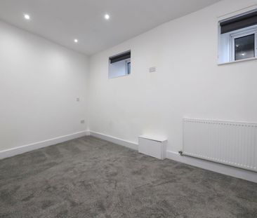 Central Street, Ramsbottom - Photo 4