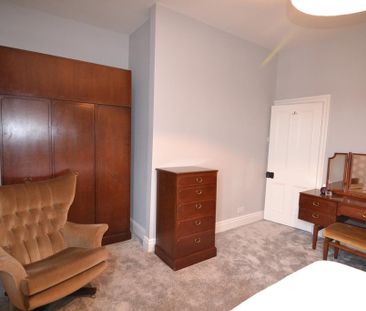 3 bedroom end of terrace house to rent - Photo 1