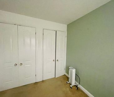 2 bedroom property to rent - Photo 4
