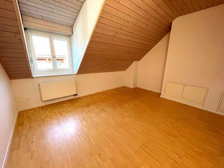Grosszügige 3 1/2 Zimmer- Dachwohnung mit saniertem Bad - Foto 4