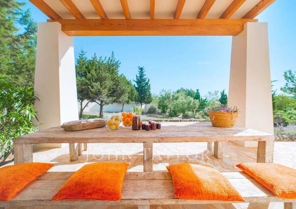 Es Cubells, Balearic Islands 07839