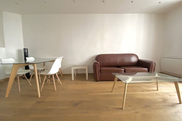 Charmant 2 pièces - Place des Vosges - Photo 1