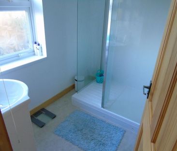 5 bedroom semi-detached house to rent - Photo 6