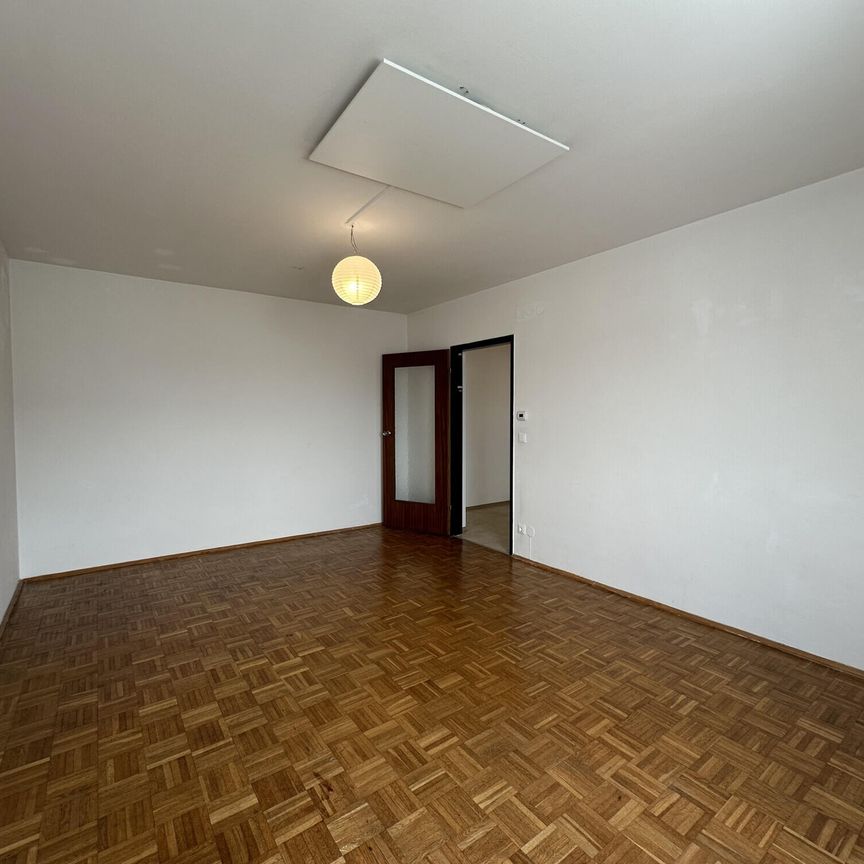 2-Zimmerwohnung im DG in Top-Lage im 8. Bezirk (auch als WG geeignet) - Photo 1