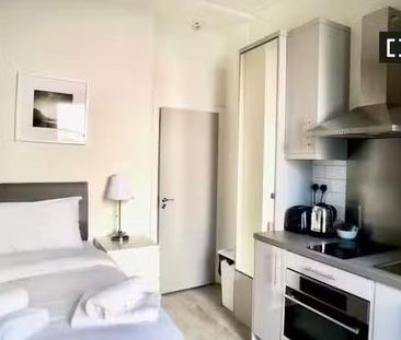 Studio for rent in Southside, Dublin - Photo 3